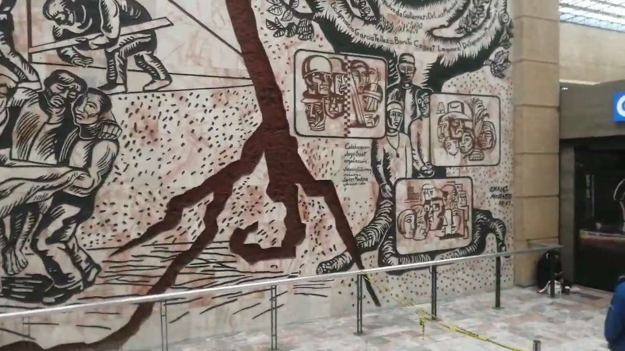 José Chávez Morado, Homenaje al rescate (detalle), 1988-1989, 20 x 30 m, mosaico y bajo relieve en mármol, vestíbulo principal del Centro Médico Siglo XXI. 